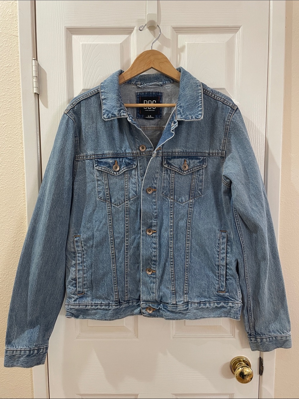 BDG Men's Denim Trucker Jacket (L)